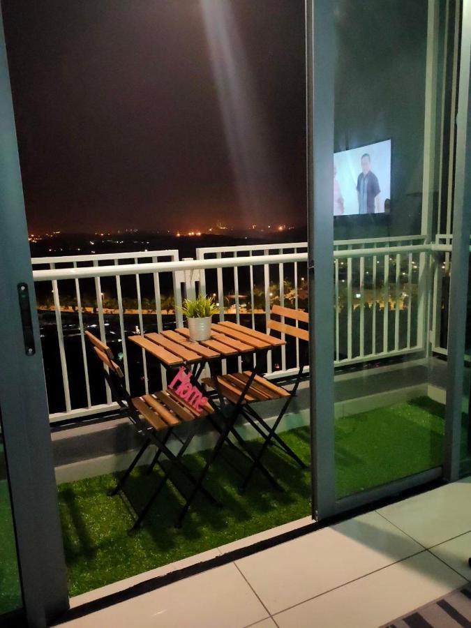 Bangi Almyra Suite Esterno foto