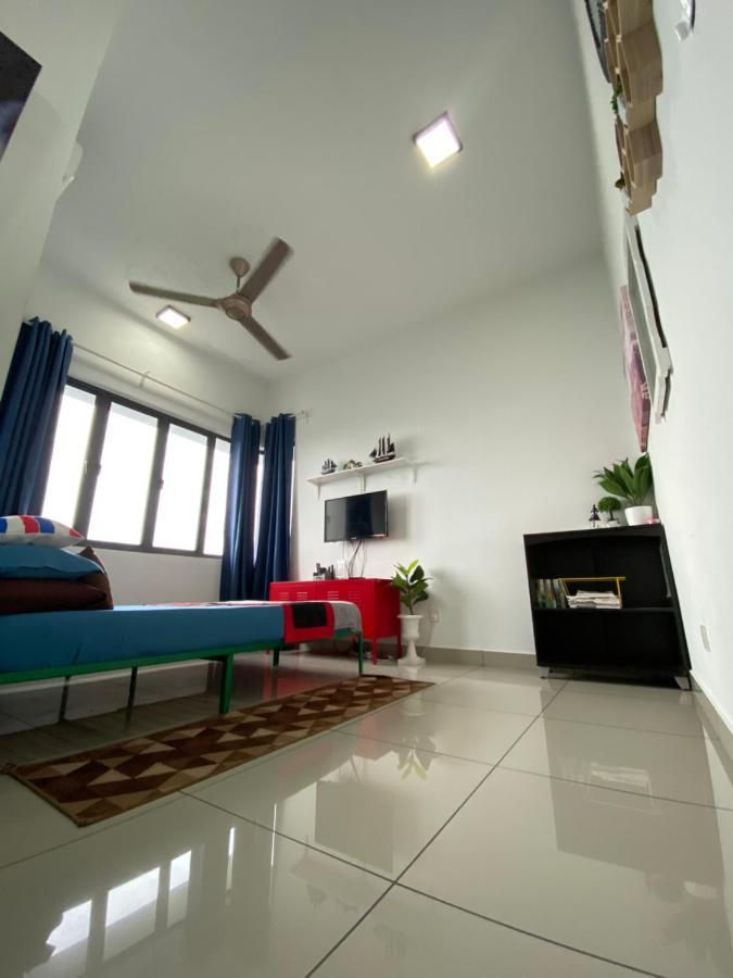Bangi Almyra Suite Esterno foto