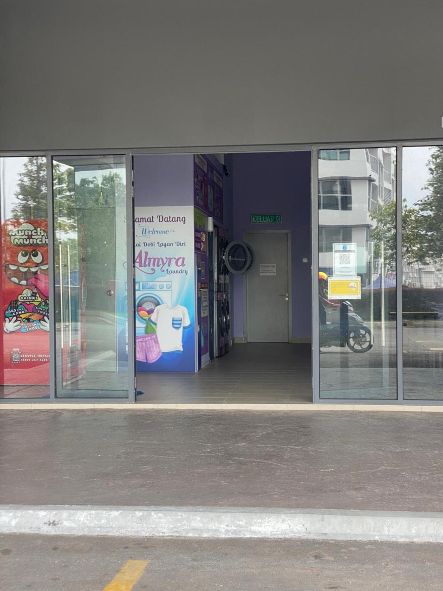 Bangi Almyra Suite Esterno foto