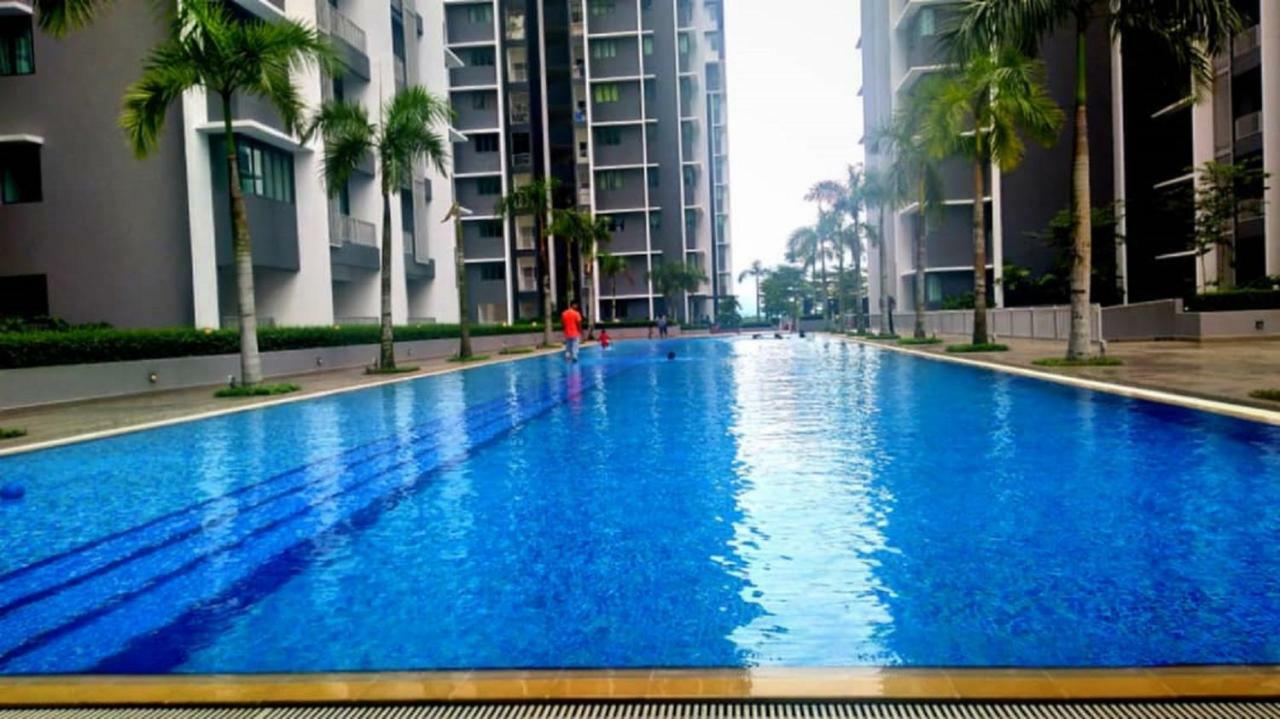 Bangi Almyra Suite Esterno foto