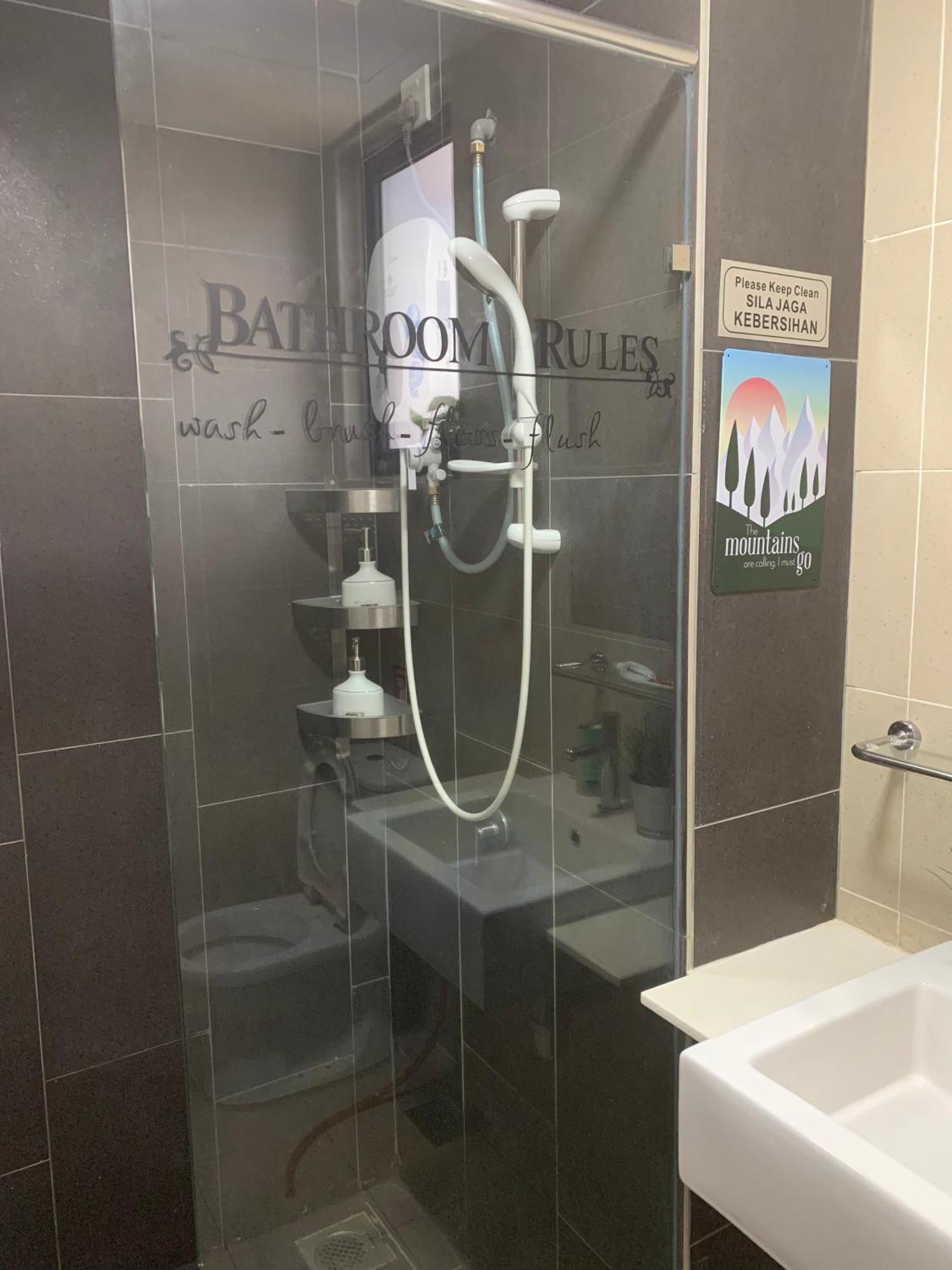 Bangi Almyra Suite Esterno foto