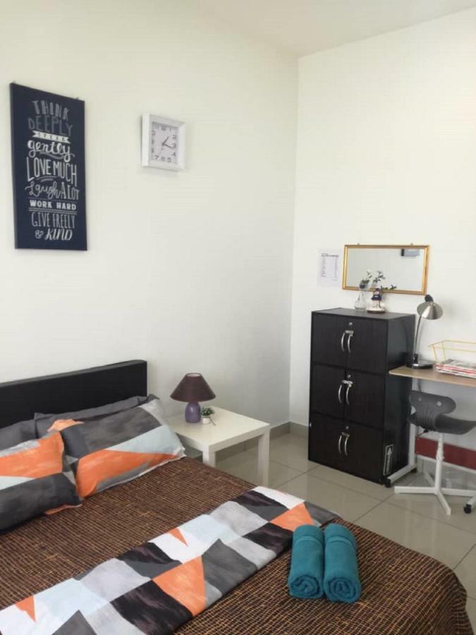 Bangi Almyra Suite Esterno foto