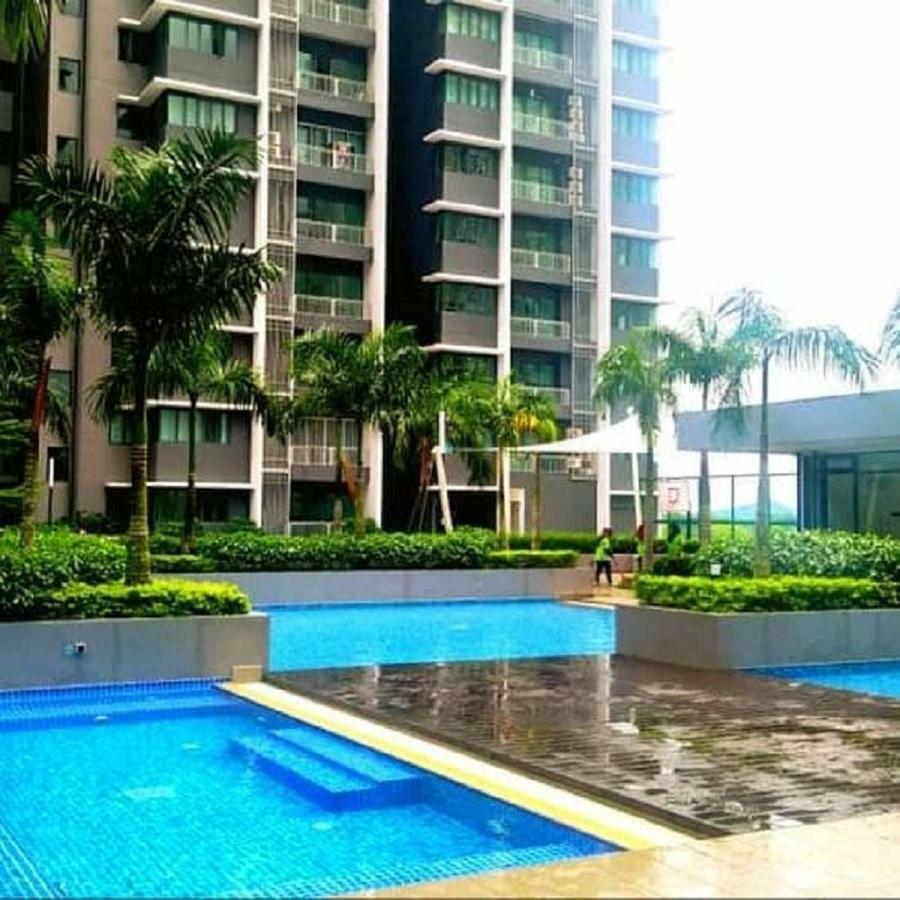 Bangi Almyra Suite Esterno foto