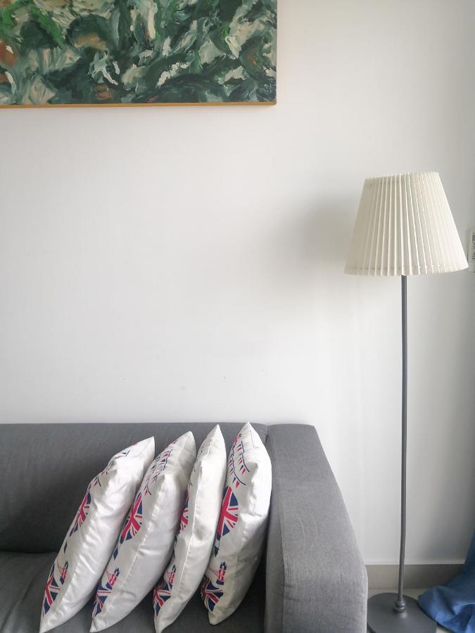 Bangi Almyra Suite Esterno foto